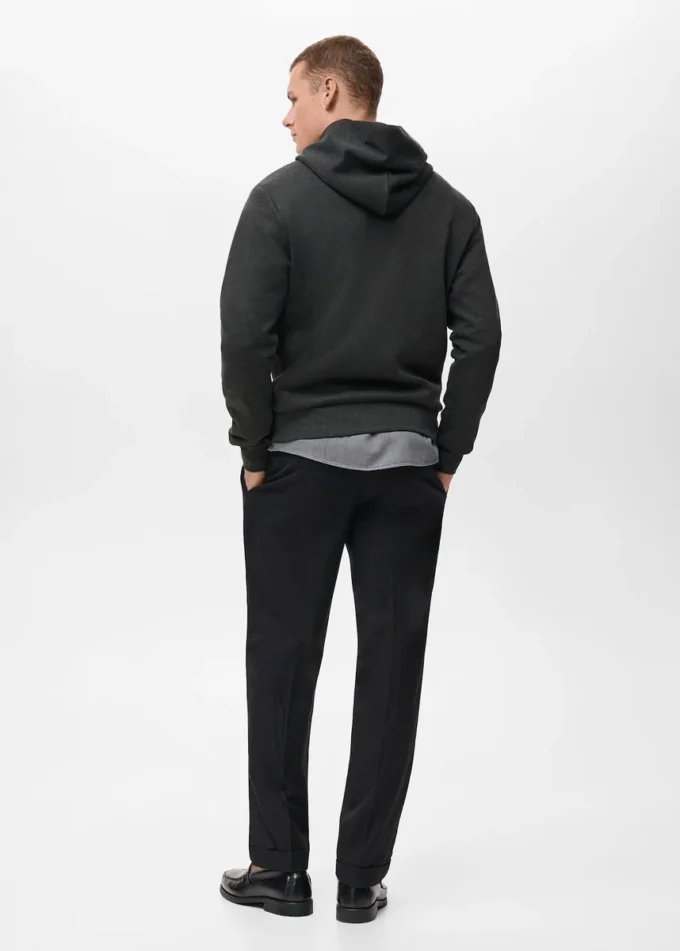 Hoodie in regulärer Passform Hoodie in regulärer Passform