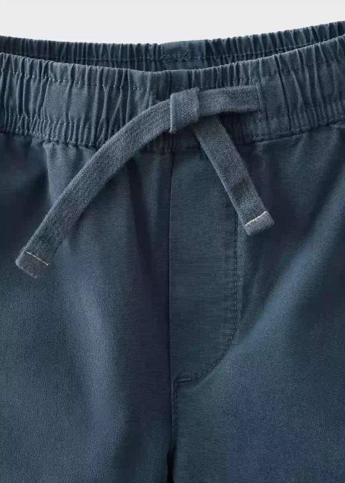 Hose mit elastischem Bund Hose mit elastischem Bund