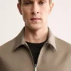 Jacke aus 100 % italienischer Wolle Jacke aus 100 % italienischer Wolle