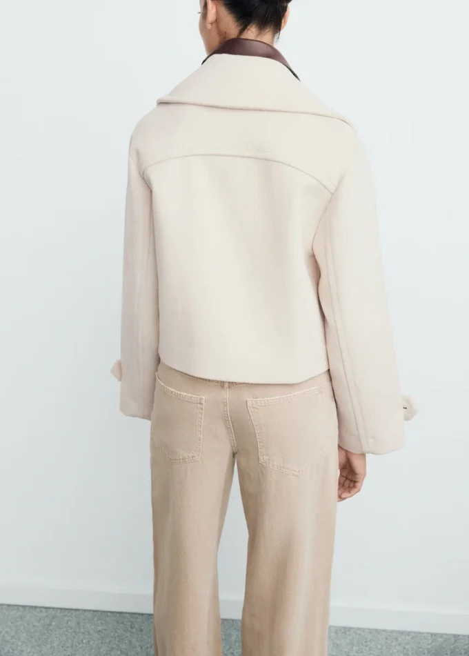 Jacke aus Wollmischgewebe mit Maxi-Revers Jacke aus Wollmischgewebe mit Maxi-Revers