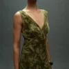 Jacquard-Kleid mit V-Ausschnitt Jacquard-Kleid mit V-Ausschnitt
