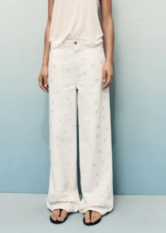 Jeans mit Blumenstickerei und weitem Bein