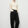 Jeans mit hoher Taille und geradem Schnitt Jeans mit hoher Taille und geradem Schnitt
