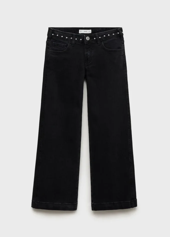 Jeans mit niedriger Taille und Nieten Jeans mit niedriger Taille und Nieten