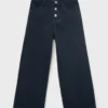 Jeanshose mit Knopfleiste Jeanshose mit Knopfleiste