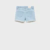 Jeansshorts mit ausgefranstem Saum Jeansshorts mit ausgefranstem Saum