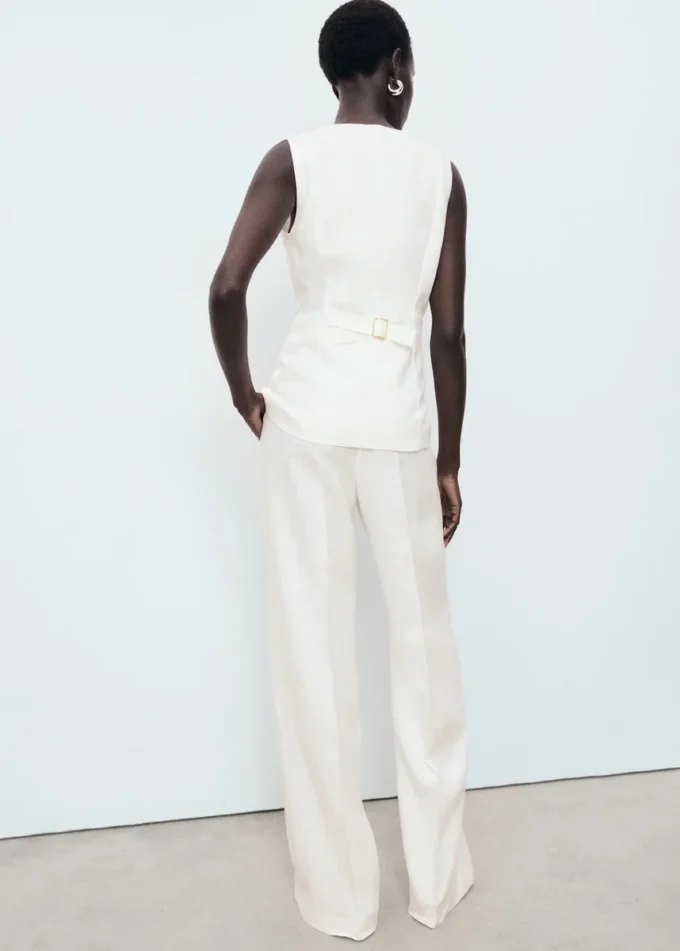 Jumpsuit aus Leinen im Anzugstil