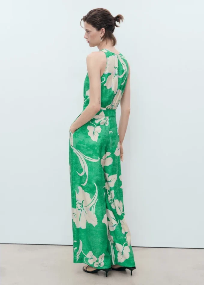 Jumpsuit mit bedrucktem Gürtel Jumpsuit mit bedrucktem Gürtel
