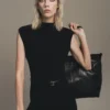 Jumpsuit mit drapiertem Ausschnitt und Gürtel