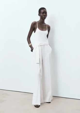 Jumpsuit mit Gürtel