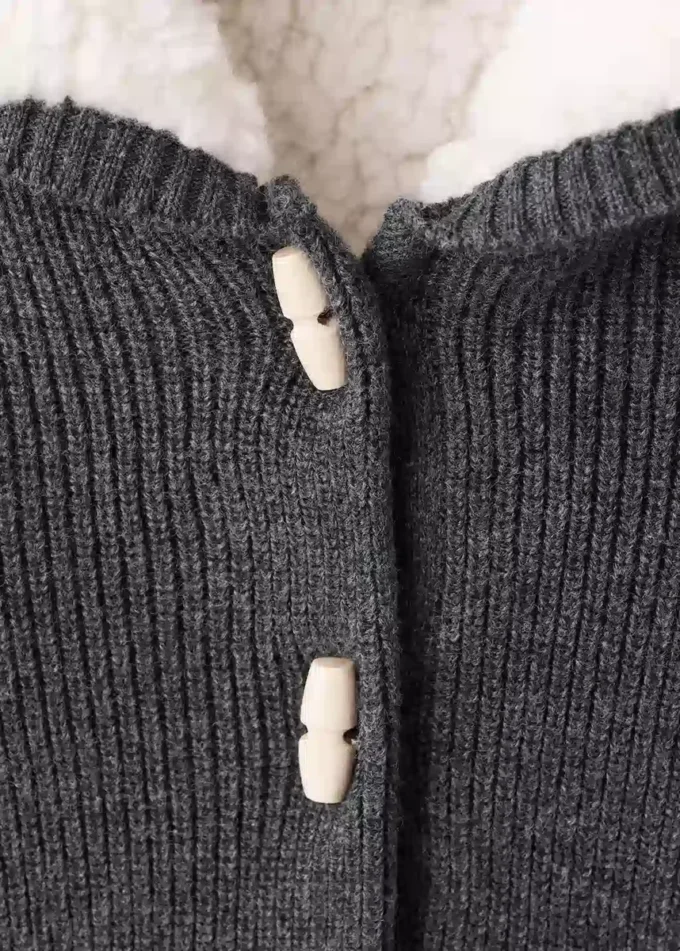 Kapuzenjacke aus Lammfell