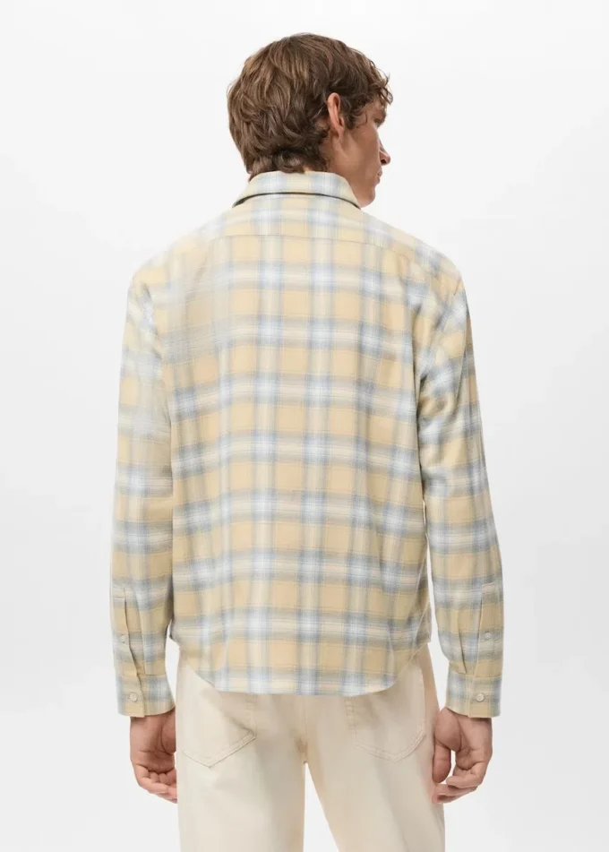 Kariertes Flanellhemd aus Baumwolle Kariertes Flanellhemd aus Baumwolle