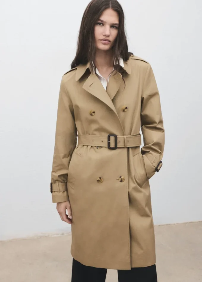 Klassischer Trenchcoat mit Gürtel
