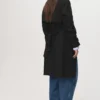 Klassischer Trenchcoat mit Gürtel