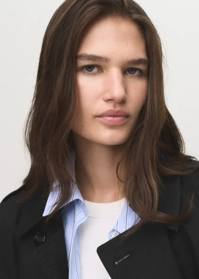 Klassischer Trenchcoat mit Gürtel