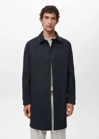 Klassischer wasserabweisender Trenchcoat