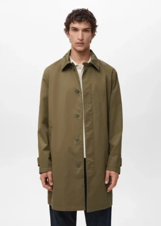 Klassischer wasserabweisender Trenchcoat