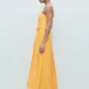 Kleid aus Leinenmischung mit Schleife Kleid aus Leinenmischung mit Schleife