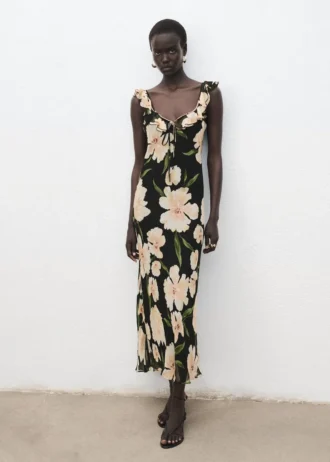Kleid mit Blumenmuster und Rüschendetails