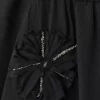 Kleid mit Blumenstickerei