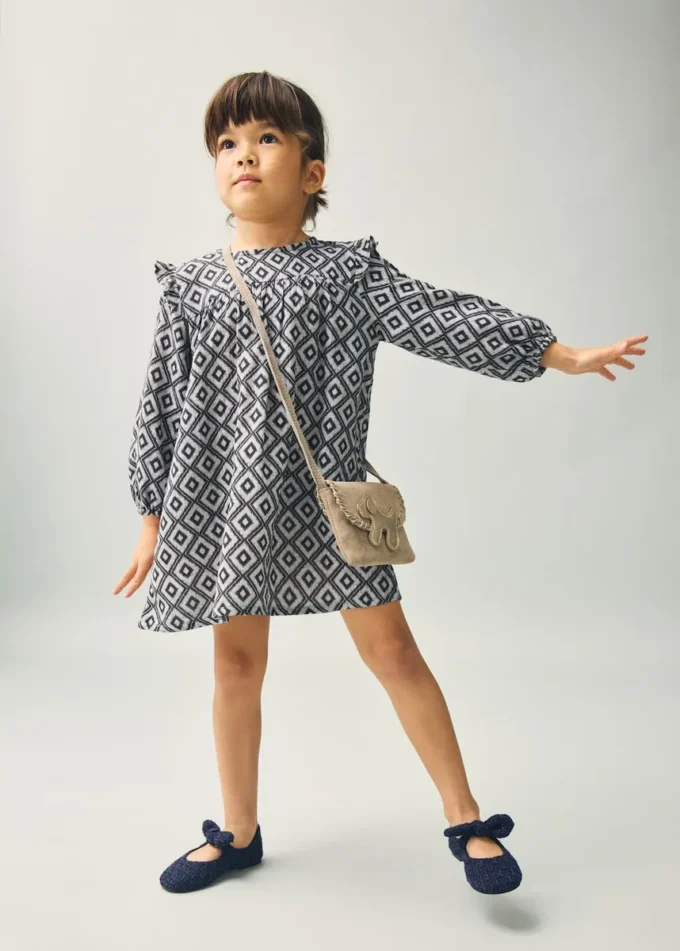 Kleid mit ethnischem Print