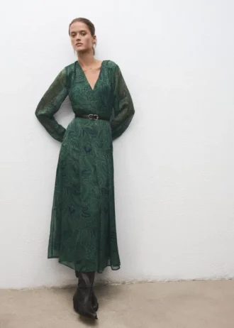Kleid mit Gürtelprint