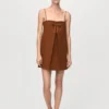 Kleid mit Schleifenausschnitt Kleid mit Schleifenausschnitt