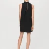 Kleid mit Schleifenausschnitt Kleid mit Schleifenausschnitt