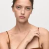 Kleid mit Schleifenausschnitt Kleid mit Schleifenausschnitt