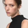 Kleid mit Schleifenausschnitt Kleid mit Schleifenausschnitt
