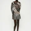 Kleid mit Zebra-Print und ausgestellten Ärmeln Kleid mit Zebra-Print und ausgestellten Ärmeln