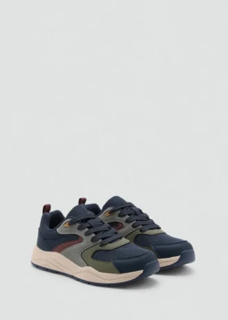 Kombinierte Sneakers mit Schnürsenkeln