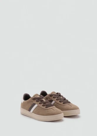 Kombinierte Sneakers mit Schnürsenkeln