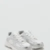 Kombinierte Sneakers mit Schnürsenkeln Kombinierte Sneakers mit Schnürsenkeln