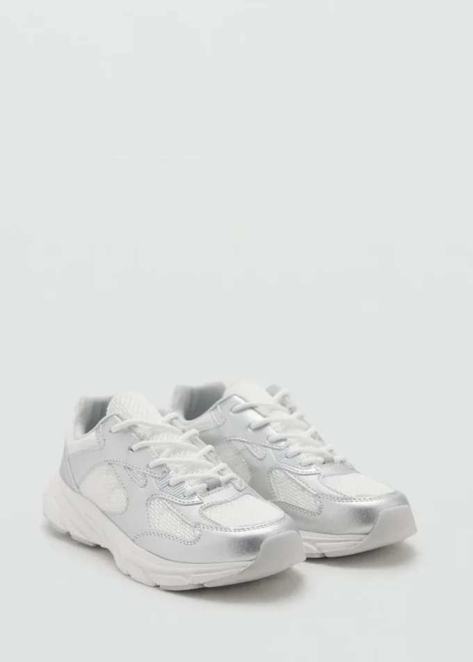 Kombinierte Sneakers mit Schnürsenkeln Kombinierte Sneakers mit Schnürsenkeln
