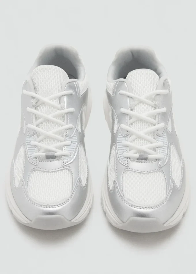 Kombinierte Sneakers mit Schnürsenkeln Kombinierte Sneakers mit Schnürsenkeln