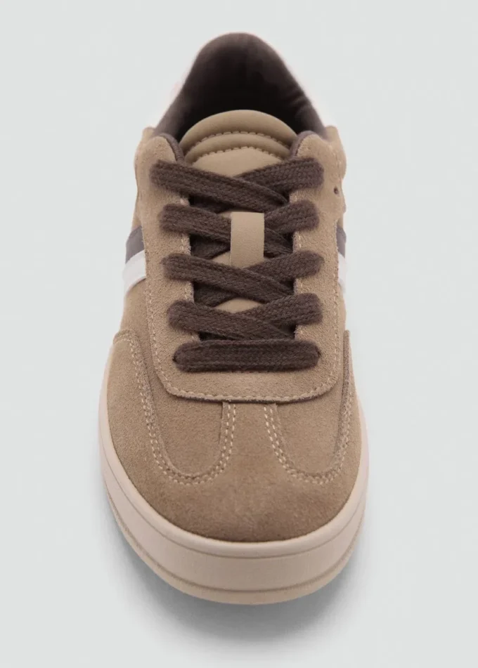 Kombinierte Sneakers mit Schnürsenkeln