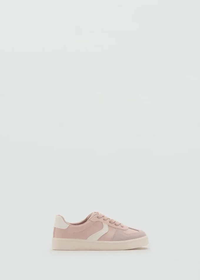 Kombinierte Sneakers mit Schnürsenkeln Kombinierte Sneakers mit Schnürsenkeln