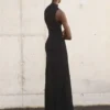 Kombiniertes Kleid mit Perkins-Kragen Kombiniertes Kleid mit Perkins-Kragen
