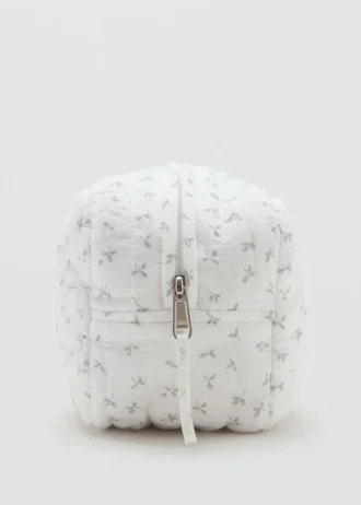Kosmetiktasche mit Blumenmuster