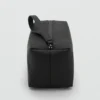Kosmetiktasche mit kontrastierendem Riemen und Noppenstruktur