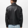 Kunstlederjacke mit Reißverschluss Kunstlederjacke mit Reißverschluss