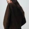 Kurze Jacke aus 100 % Leder Kurze Jacke aus 100 % Leder
