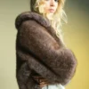 Kurze Jacke aus Kunstfell Kurze Jacke aus Kunstfell