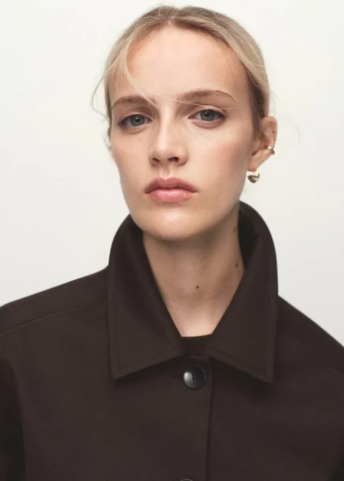 Kurze Jacke mit Taschen Kurze Jacke mit Taschen