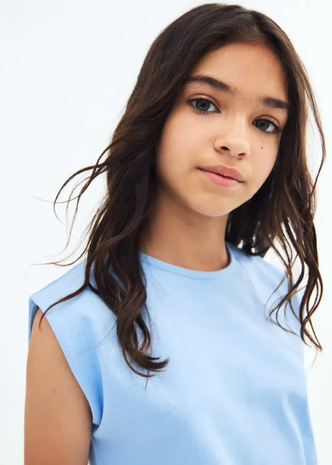Kurzer Jumpsuit im Used-Look Kurzer Jumpsuit im Used-Look