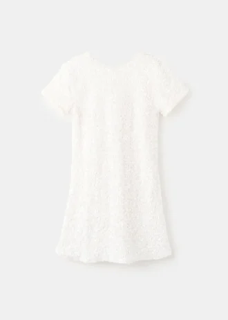 Kurzes Kleid mit Pailletten Kurzes Kleid mit Pailletten