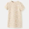 Kurzes Kleid mit Pailletten Kurzes Kleid mit Pailletten