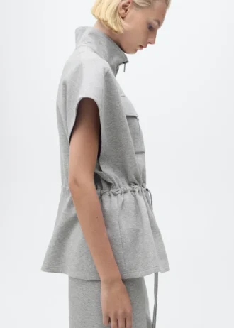 Kurzärmelige Jacke mit verstellbarem Bund