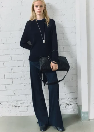 Lange ausgestellte Hose